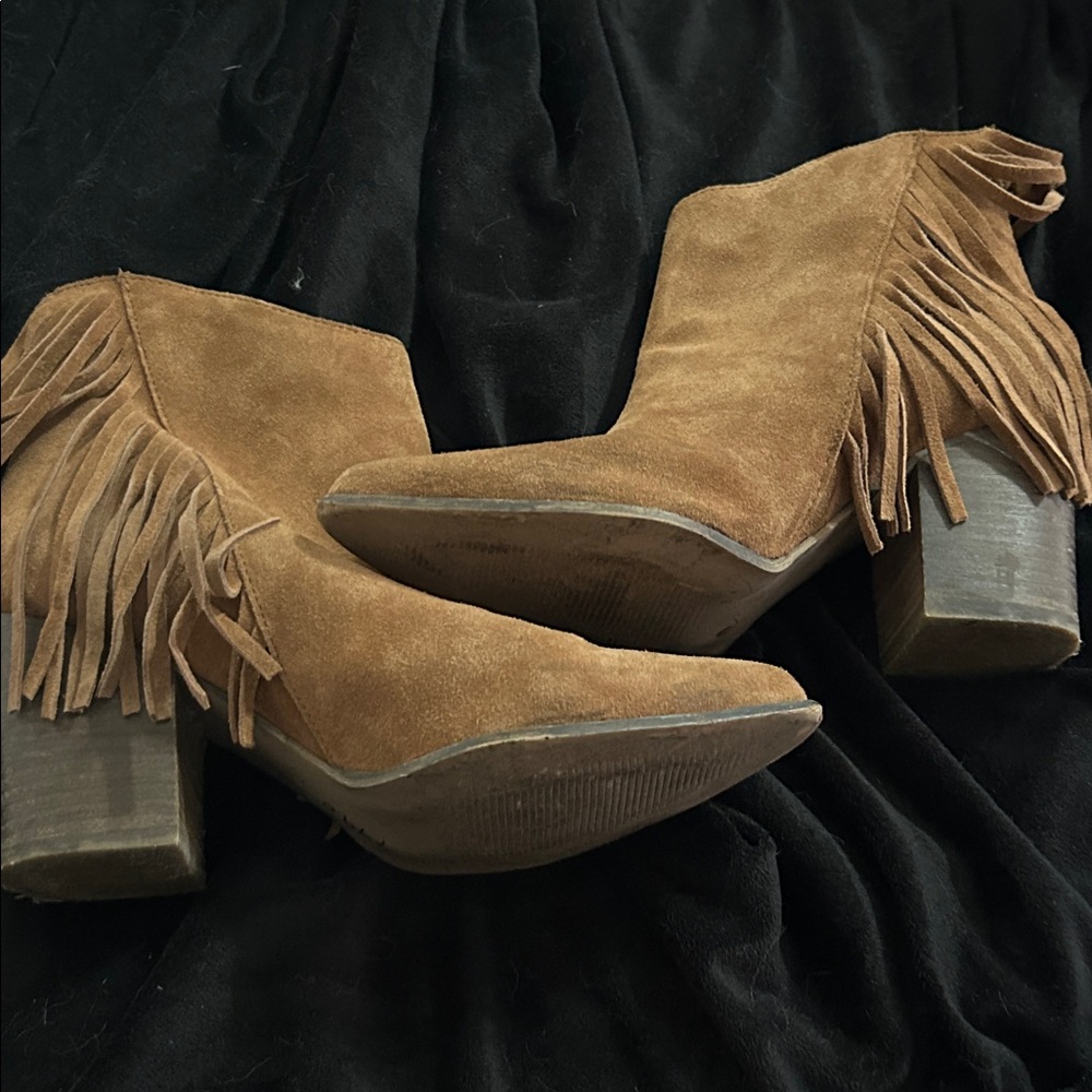 Steve Madden Tan Fringe‎ Ankle Booties